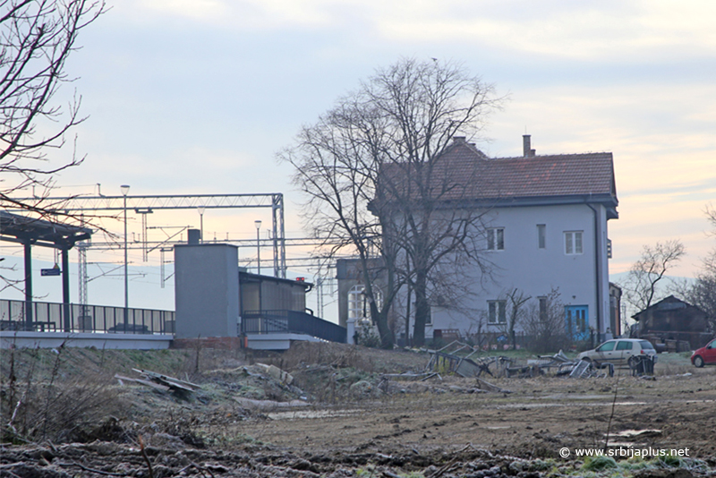 Železnička stanica Donje Međurovo
