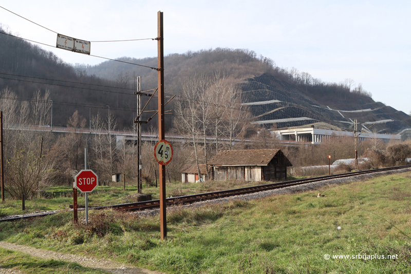 Železnička stanica Palojska Rosulja - pružni prelaz