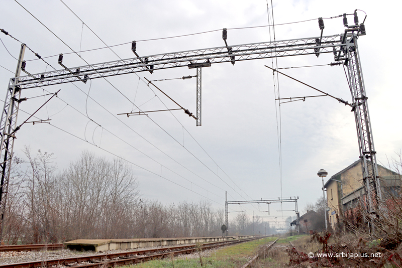 Železnička stanica Pečenjevce - panorama stanice