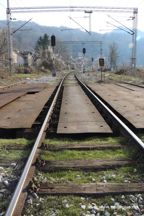 Železnička stanica Predejane