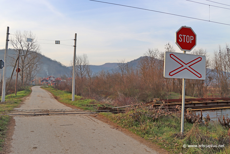 Železničko stajalište Stubal