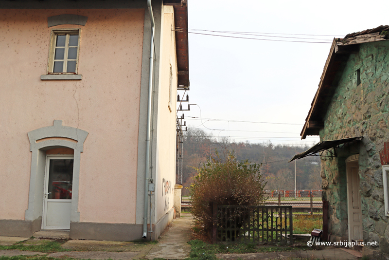 Železnička stanica Vladičin Han