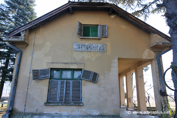 Železnička stanica Zvižd